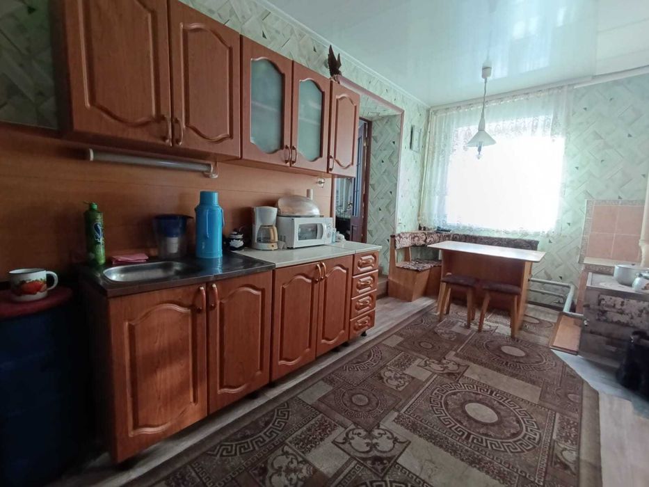 Продается 3 комн дом в центре города