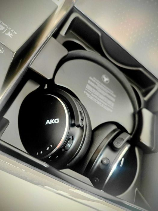 Casti Wireless AKG Y600NC