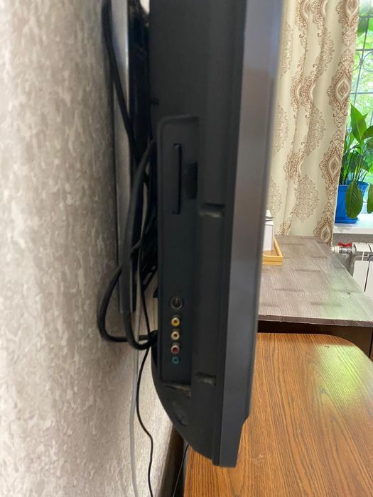 Телевизор Sony Bravia 2008