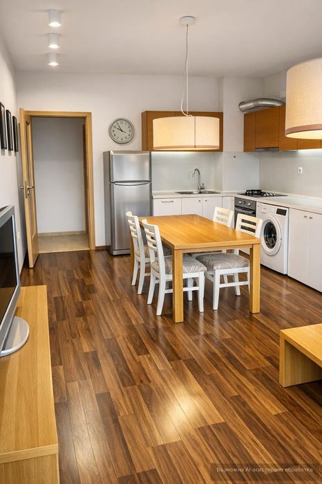 Дава се под наем Двустаен апартамент в Пловдив, Център - 60 кв.м за 528.36 € - Снимка #2