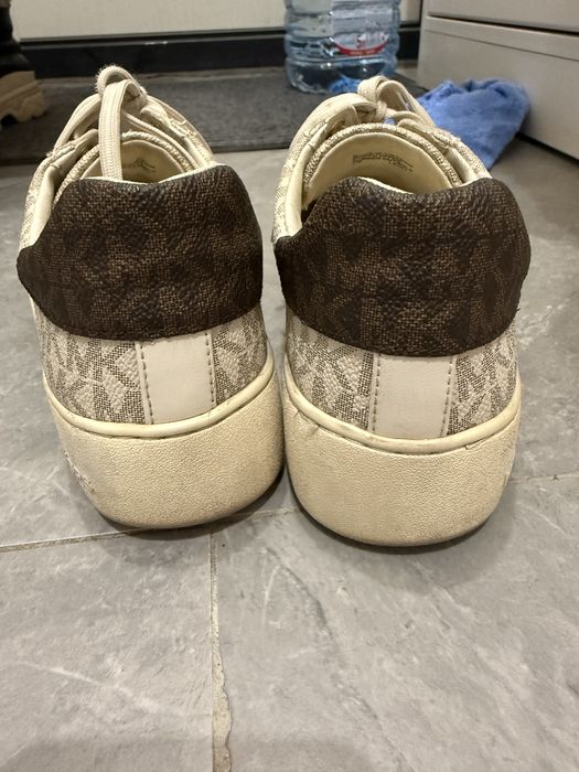 Оригинал кроссовки Michael Kors