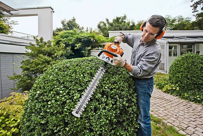 Кусторез бензиновый STIHL HS 45