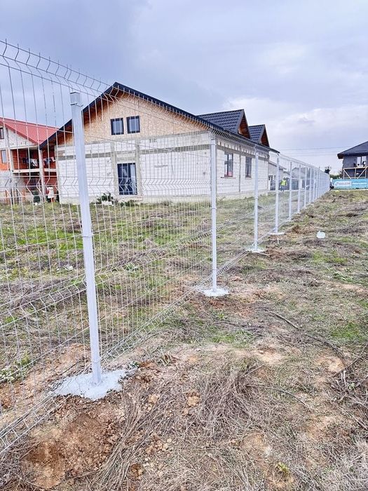 vând garduri  din plasa burdurată