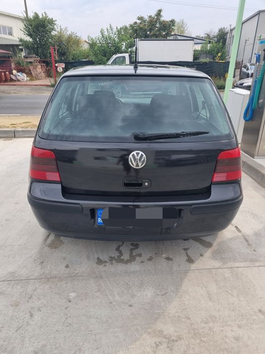 Volkswagen Golf 2000 benzină, 1.616 € — imagine 5