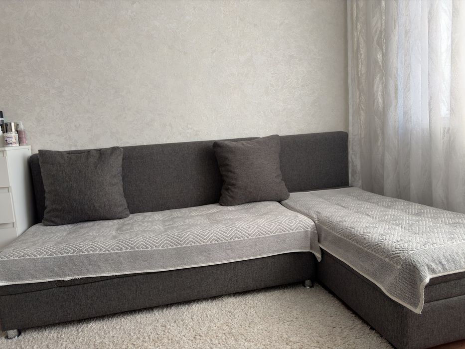 Продам диван в хорошем состоянии