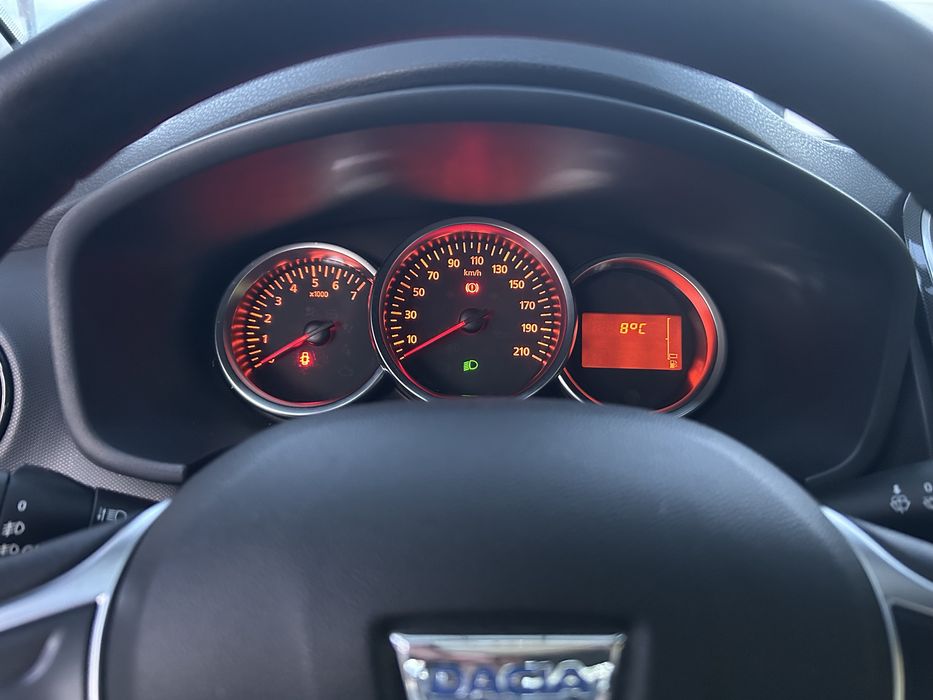 Vand Logan 2019 cu 45.000 km