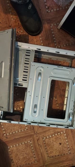 Запчасти и комплектующие пк