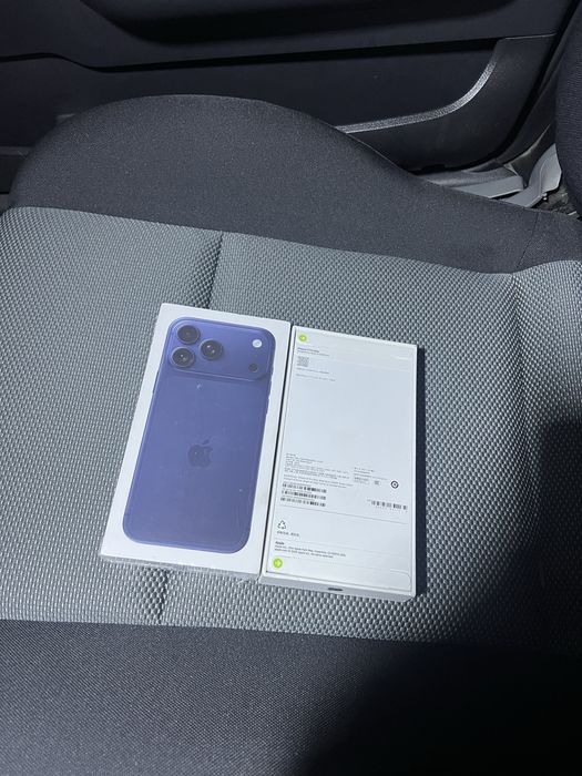 iPhone 17 Pro Max 256GB Silver CH/A DUAL SIM — новый, запечатанный