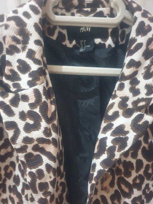 Дамско преходно  палто HM