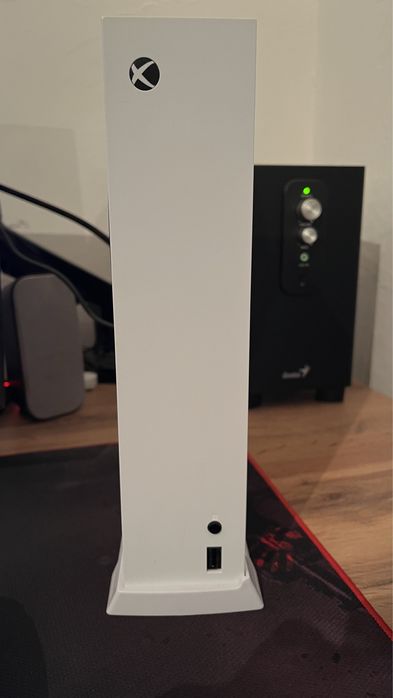 Xbox series s 512gb (Продаю)