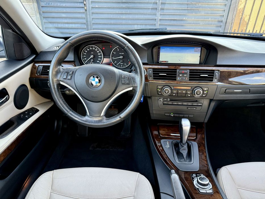 Bmw 320i E90,Cutie automată,Navigație mare,Piele,Euro 5