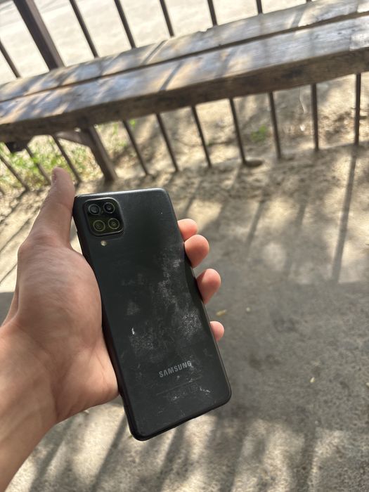 Samsung A12 продаю