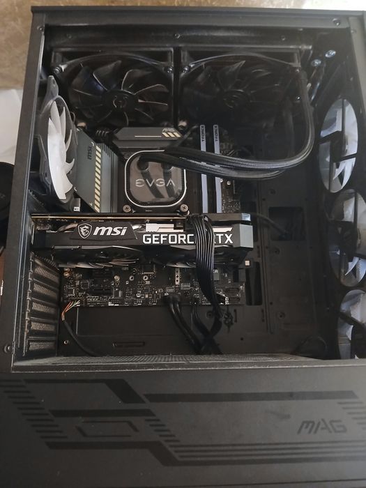 Геймърска компютърна система без storage