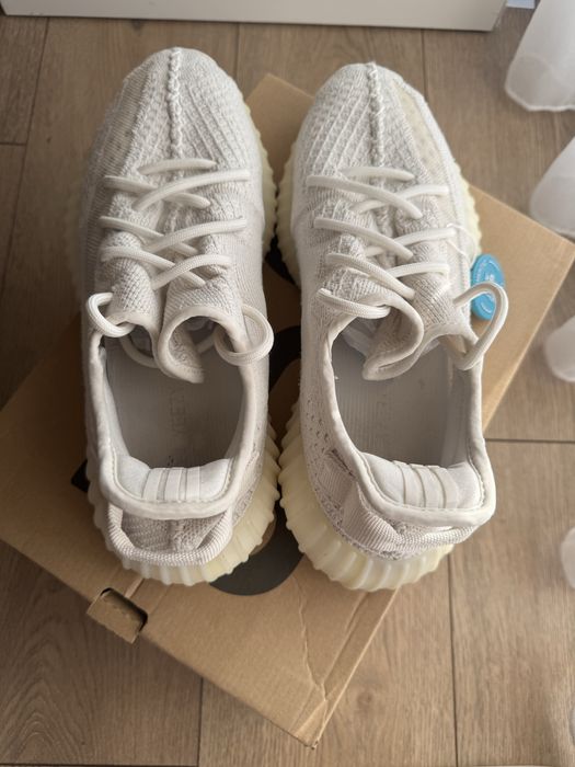 Yeezy bone marime 44