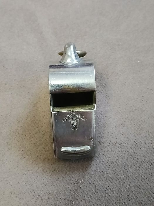 Стара спортна свирка ARADEANCA Намаление