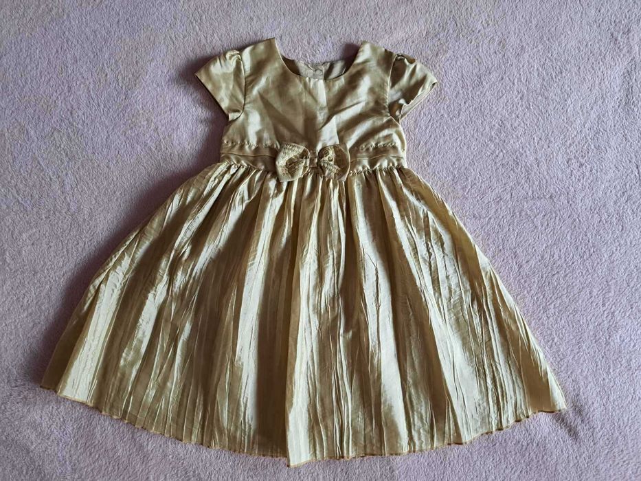 Детска рокля размер 130