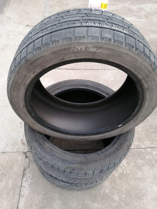 Зимние Шины б/у Yokohama.