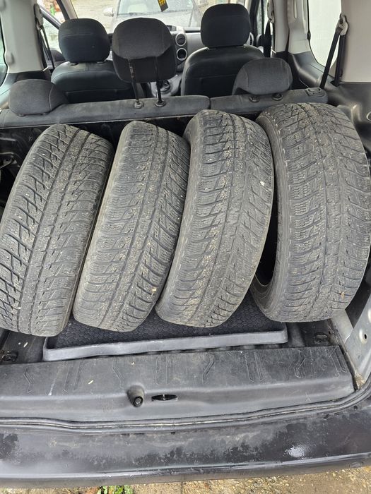 Nokian 225/65 r17 зимни дот3620