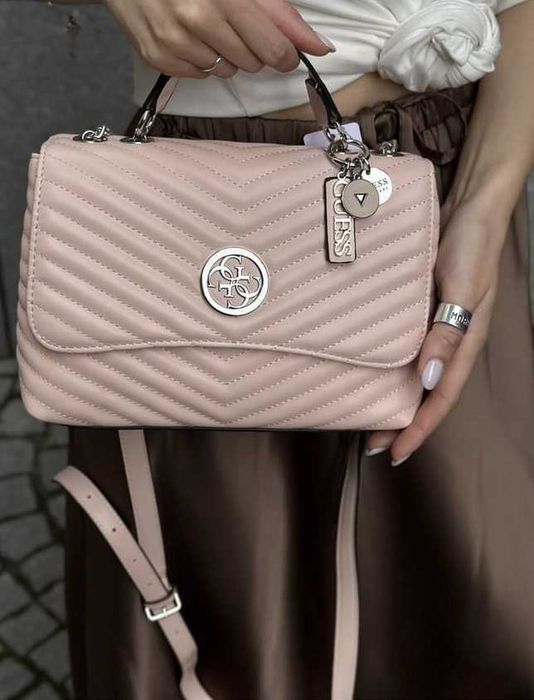 Geanta cu bareta lant, de umar Guess - Dama