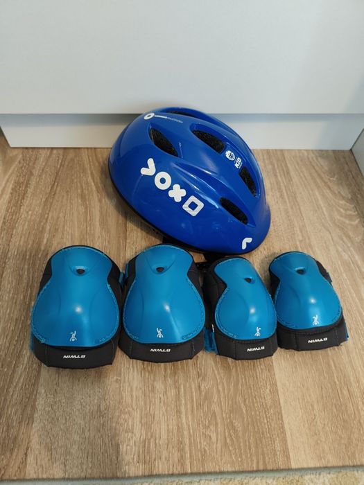 Детска Каска , наколенки и налакътници