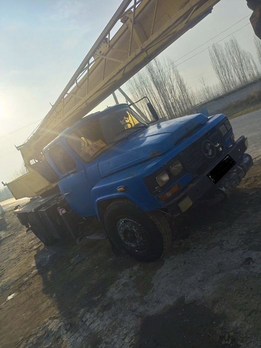 Автокран Dongfeng