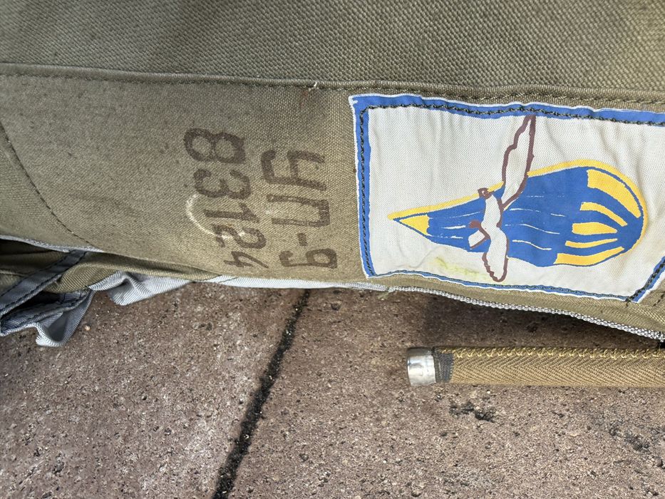 Продавам парашут