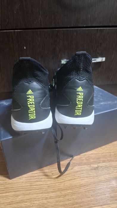 Адидас Сороконожка