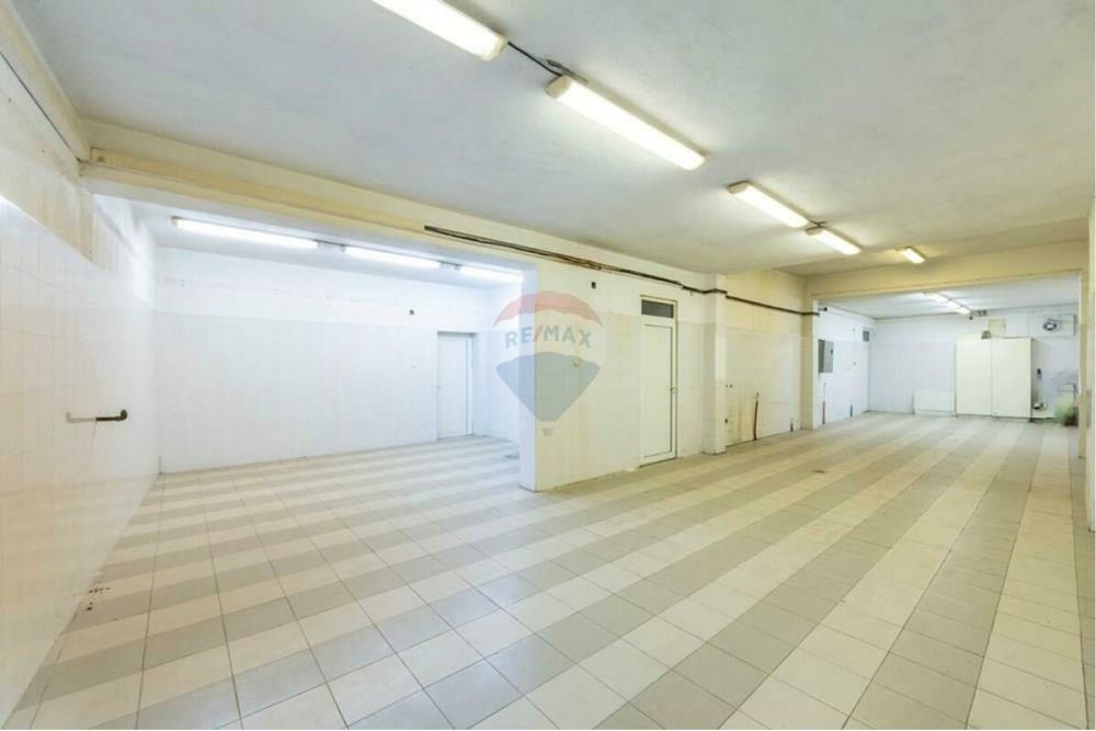 Търговски обект в гр.Петрич