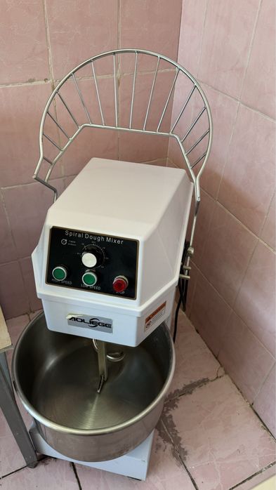 Тестомес производственный 20 литр