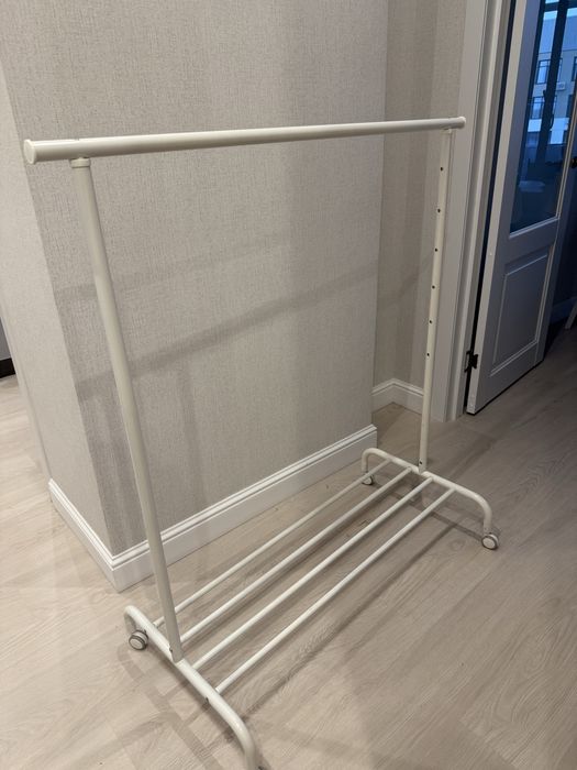 Напольная вешалка, белый