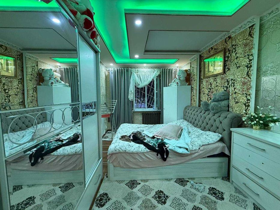 СРОЧНО !! Продается квартира в Яшнабаде 2/1/4 ( 54 кв/м ) Авиасозлар 2