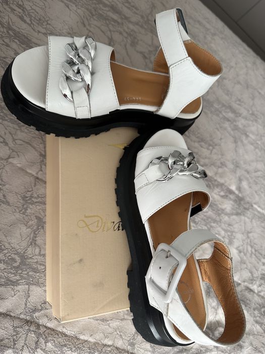 Босоножки 37 размер новые