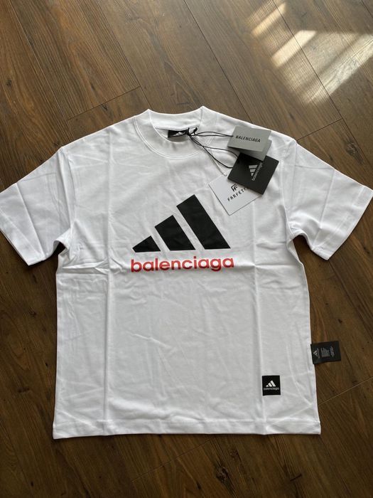 Тениски Balenciaga, Polo Ralph Lauren,DSQUARED 2, The North Face!