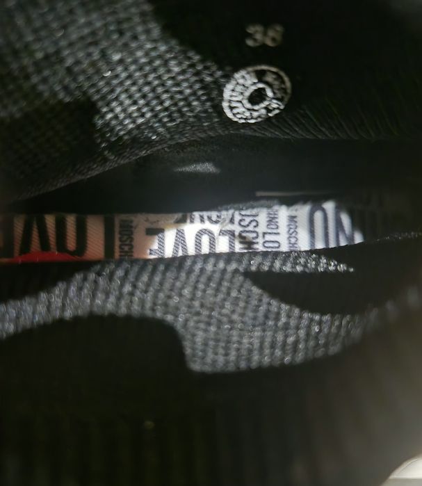 Moschino боти номер 38