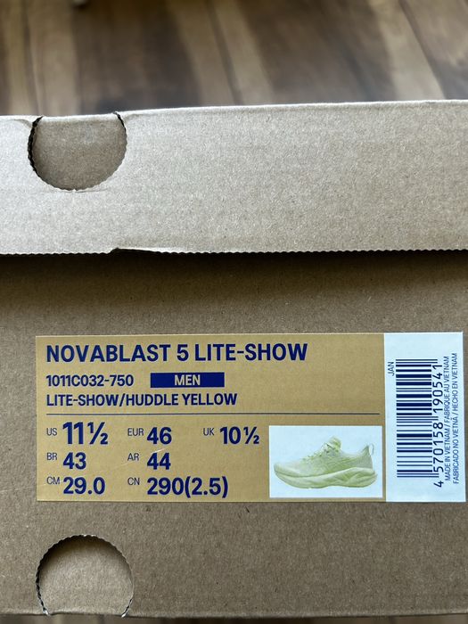 Asics Novablast 5 - 46 номер