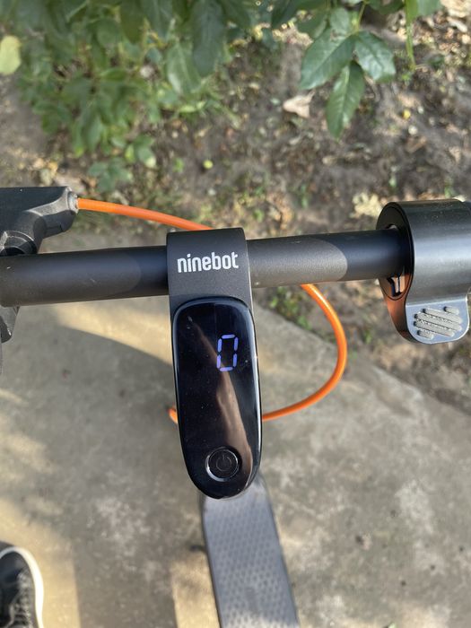 Trotineta ninebot