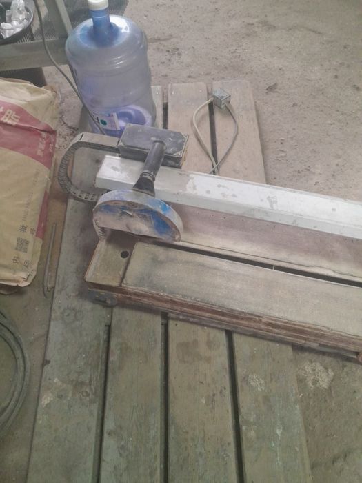 Кафелерезка,,,с в