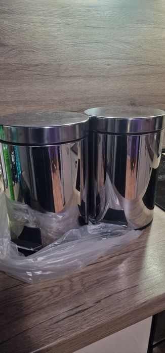 Малко кошче за боклук