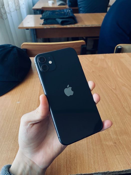Айфое 11 в черным