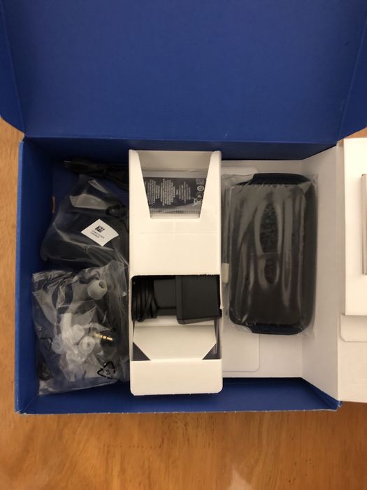 Nokia E72 Абсолютно новый смартфон.