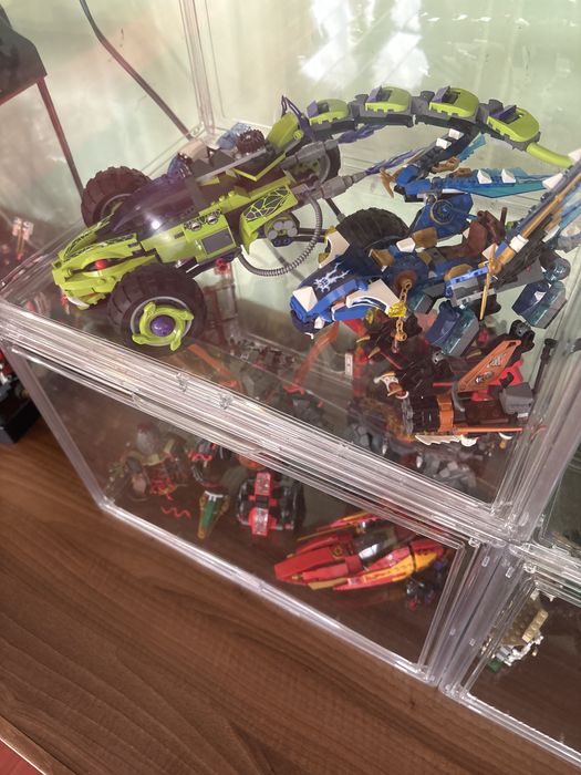 Vând colecție lego Ninjago