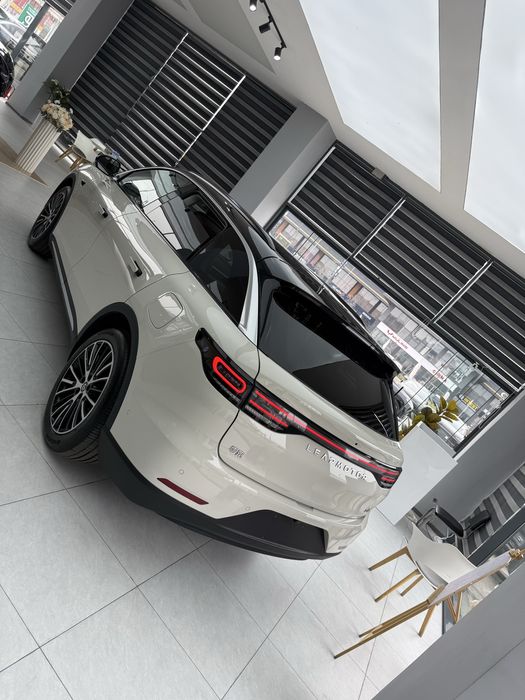 Leapmotor C11 26 restyling Luxury Full