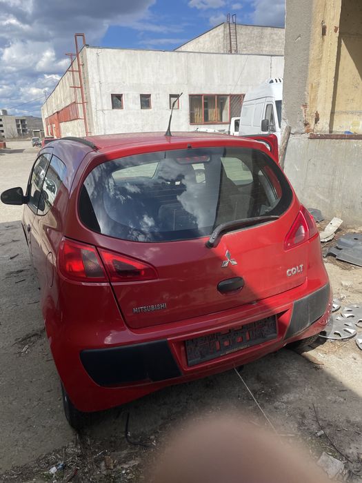 MITSUBISHI COLT На части 1.5 DID/ 1.1 бензин/1.3 бензин 2 и 4 врати