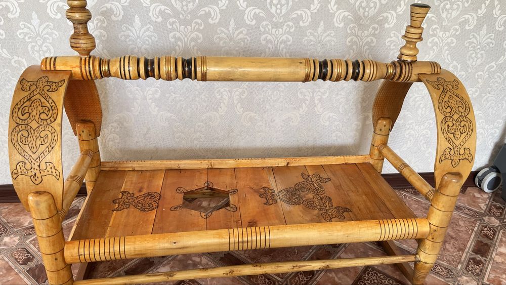 Бесік таза агаштан