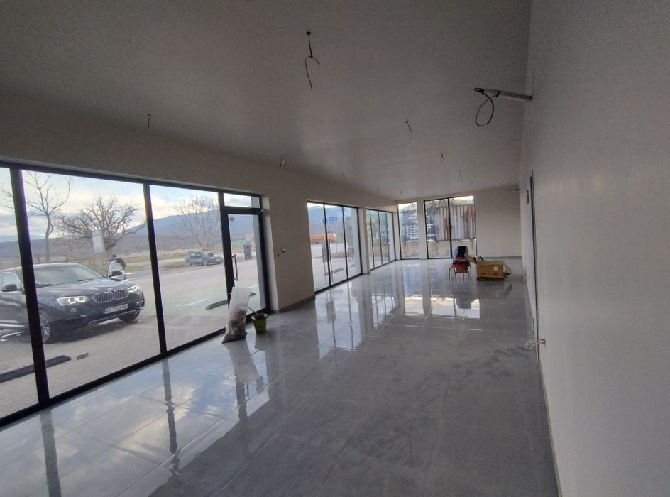 Дава се под наем Магазин в Асеновград - 88 кв.м за 698.19 € - Снимка #7