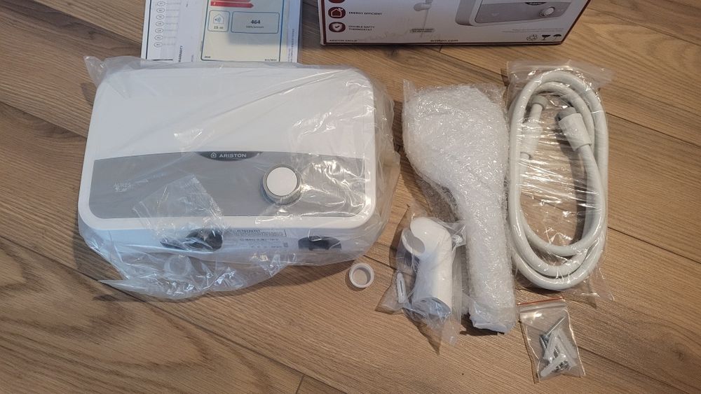 Boiler electric instant Ariston Aures Slim