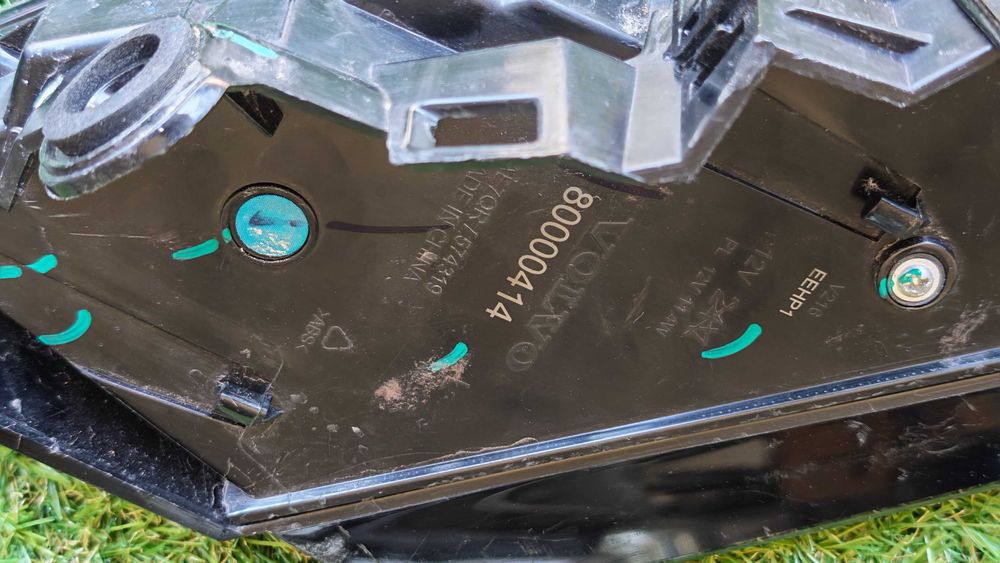 Стоп за Volvo EX30 / Стопове за Волво ЕХ30