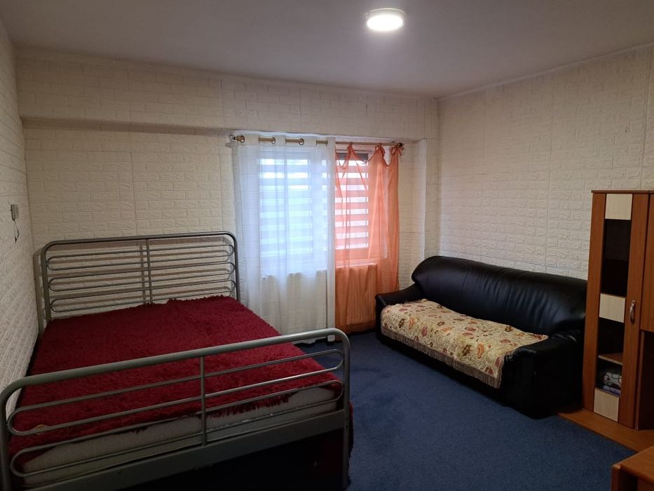 Vand apartament 1 camera parter