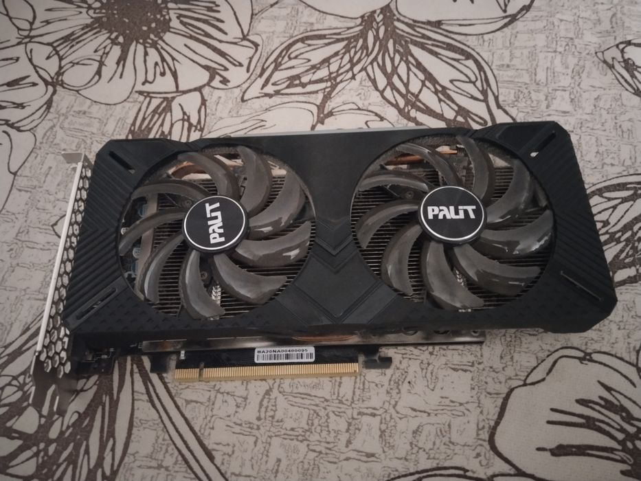 GTX 1660 TI 6GB.