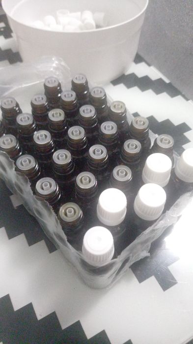 Miere de albine, tinctură de propolis și cremă cu propolis